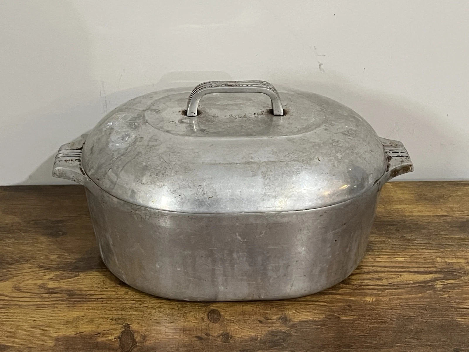 Wagner Ware Sidney O Magnalite 4265M Roasting Pan W/ Lid
Opens in a new window or tab