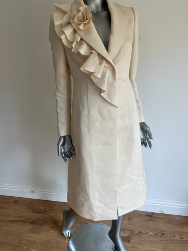 Ted Baker Coat Womens TB 2 UK 10 Ivory Flower Ruffle Detail Midi Length NEW - Picture 24 of 24