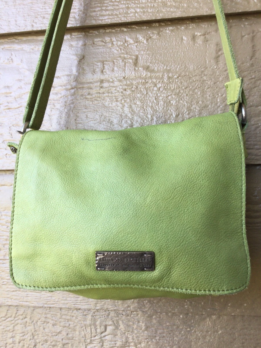 Salvador Bachiller soft leather color green peas crossbody bag Made in Spain
