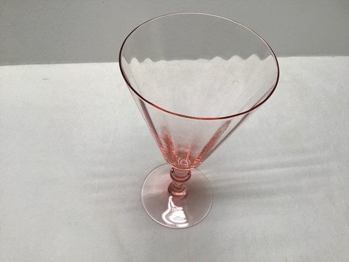 Vintage Pink Depression Glass Wine or Water Glass - Picture 6 of 16