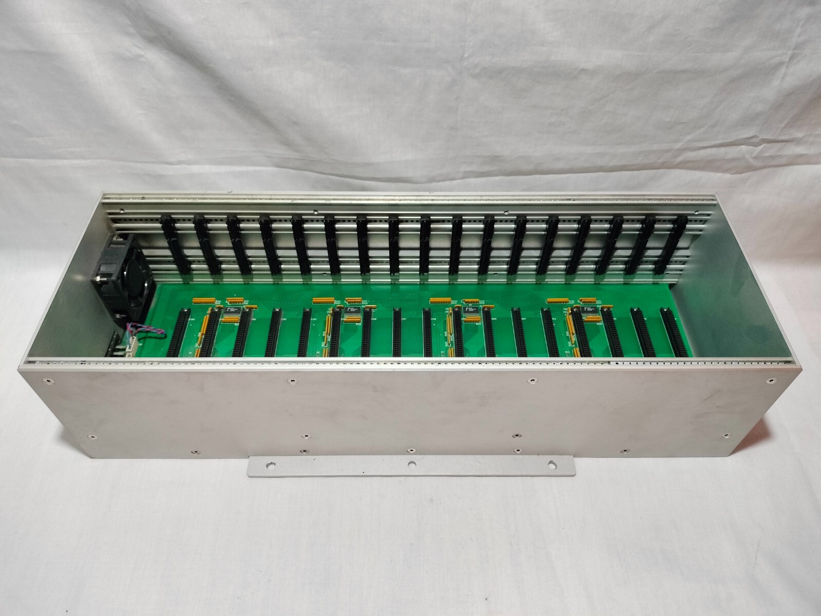 Han-Mi HM504M 17 Slot Module Base Rack Programmable Logic Controller