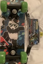 Skateboard Bioworld Awesome Panda Edition Collect 'Em All Sealed
