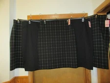Size Plus Pull On Pencil Skirts ,4X,3X,2X,1X,0X,EVRI ,Elastic waist ,Black Plaid