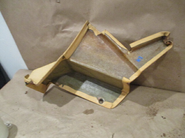Ferrari Mondial QV - LH Rear Armrest - P/N 61332300