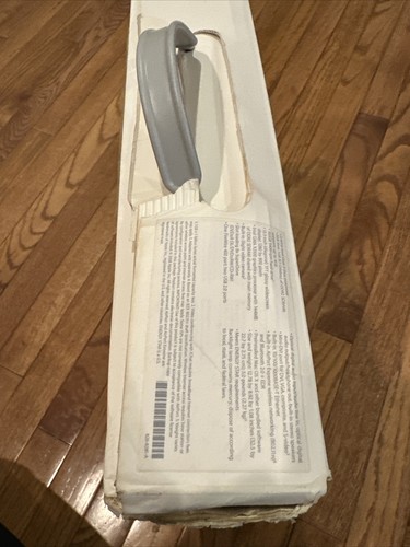 Apple Macbook 13" Laptop | A1181 | 2.0GHz | 128GB SSD | 4GB RAM | With Box - Picture 6 of 7