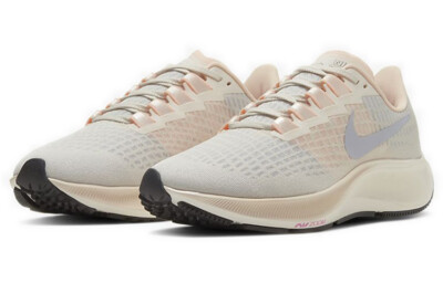NIKEズームペガサス37 BQ9647-102 IVORY/GHOST24.5 Amazon.com | NIKE Air Pegasus 37 Womens Running Trainers