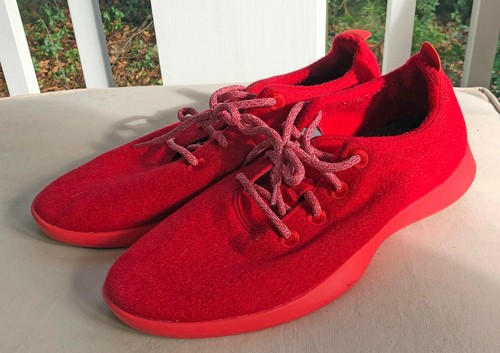allbirds red