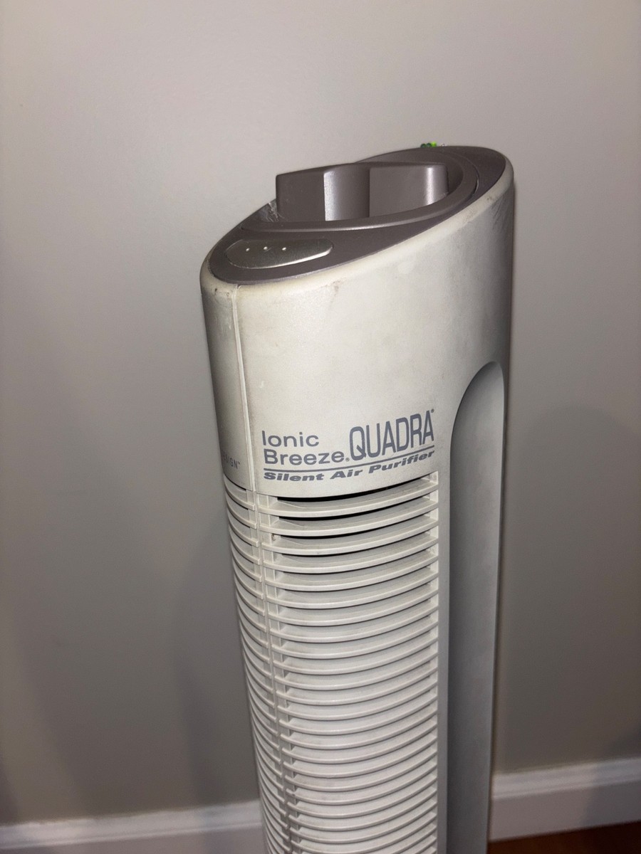 Sharper Image SI837/S1837 Ionic Breeze Quadra Silent Air Purifier