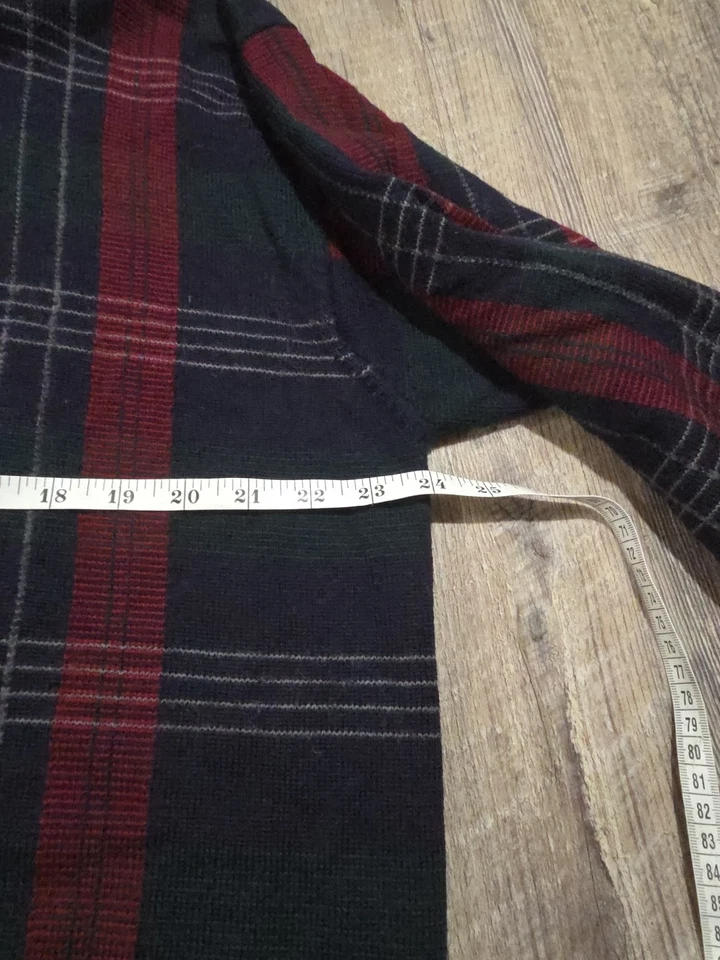 Vintage Pringle of Scotland Plaid Sweater Men's Size Large 100% Wool - Image 4 of 4
