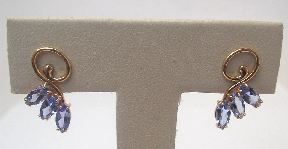 Pendientes de tanzanita real vintage de oro amarillo de 14k de 0,90 quilates Foto 3 de 4