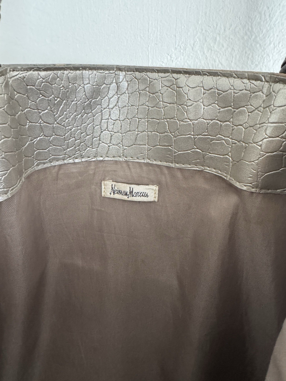 Neiman Marcus Silver Metallic Tote Python Snakesk… - image 10