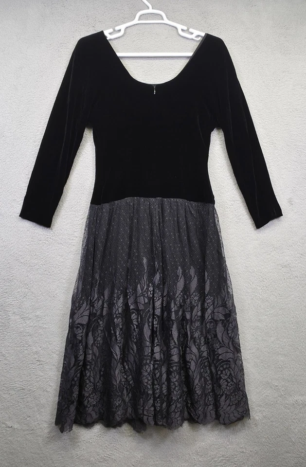 Whimsigoth Maxi Dress Womens 10 Velvet Lace Statement Fairy Goth Dark Ethereal - Image 3 of 4