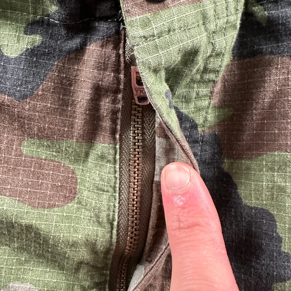 Nike SB Men's Camouflage Cargo Ripstop Pants 28 Outdoors Skater Streetwear - Image 4 of 4