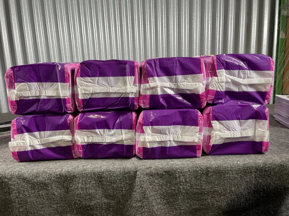 Almohadillas de protección Poise Fresh #5 máximo largo 192 almohadillas totales - paquetes despeinados Foto 4 de 4