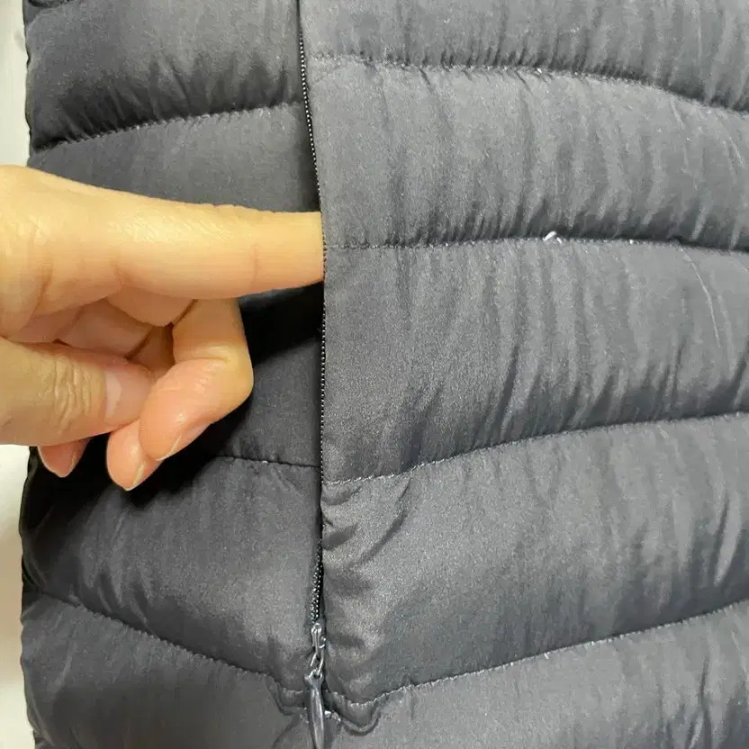 Women’s Lightweight Long Down Padding Jacket with… - image 4