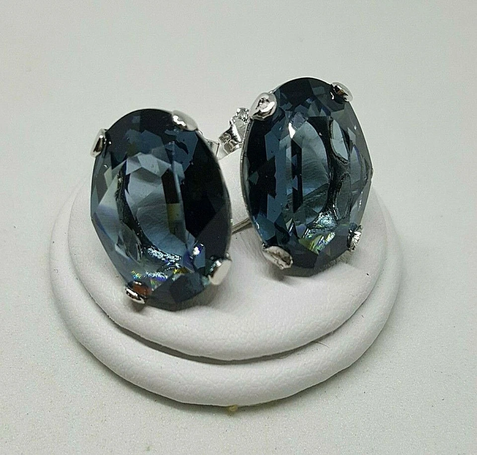 Orecchini Donna in Argento Ovali con  PIETRA  blu profondo - Immagine 2 di 4