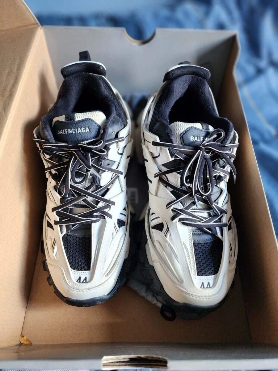 Pre owned best sale balenciaga