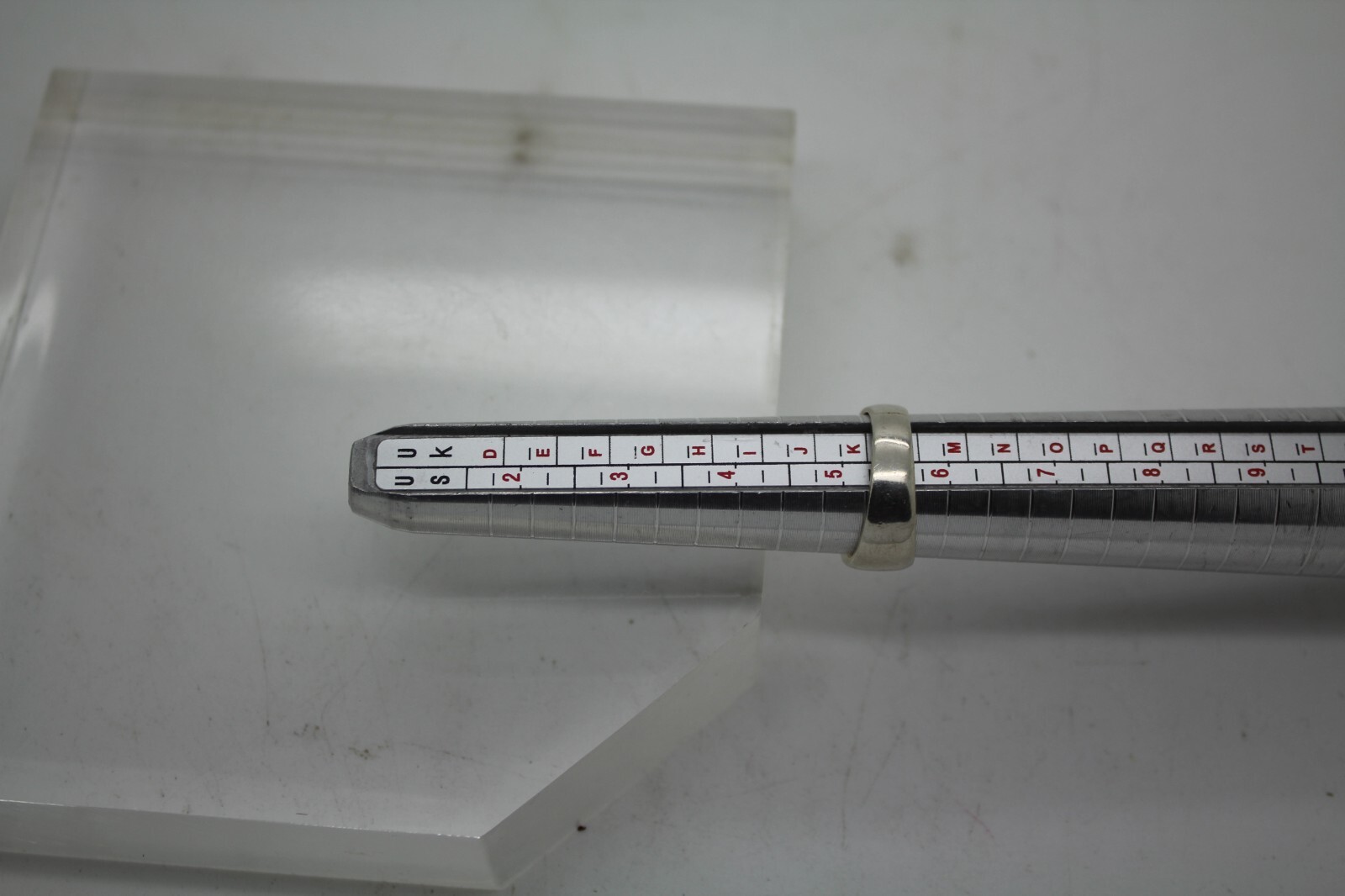 .925 Sterling Silver Solid GRADUATING WIDTH DESIG… - image 9