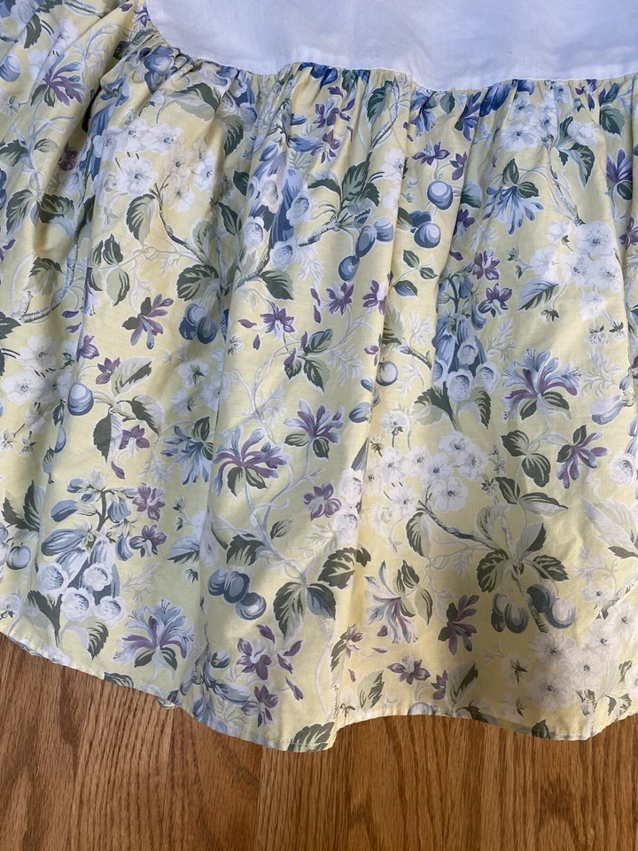 Sheridan Australia Blue/Yellow Floral FULL Bedskirt Bed Ruffle W/15" Drop - Image 3 of 4