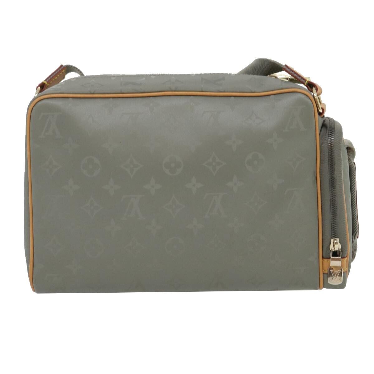 LOUIS VUITTON Monogram titanium Camera Bag Shoulder Bag Gray LOUIS VUITTON Monogram titanium Camera Bag Shoulder Bag Gray