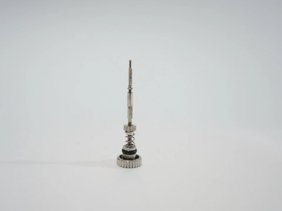 NUEVO ACERO INOXIDABLE CORONA, ENGRANAJE, RESORTE Y VÁSTAGO SEIKO CHRONO POGUE 6139-6002/ 6000/ 6005 Foto 3 de 4