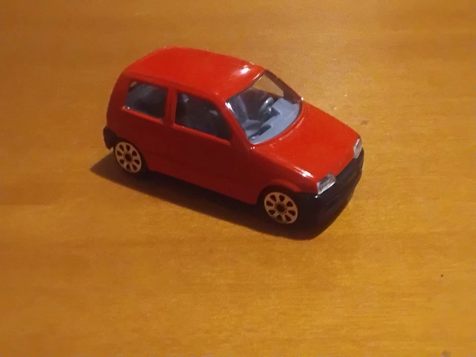 Fiat Cinquecento Burago 1/43 Rossa - Immagine 2 di 4