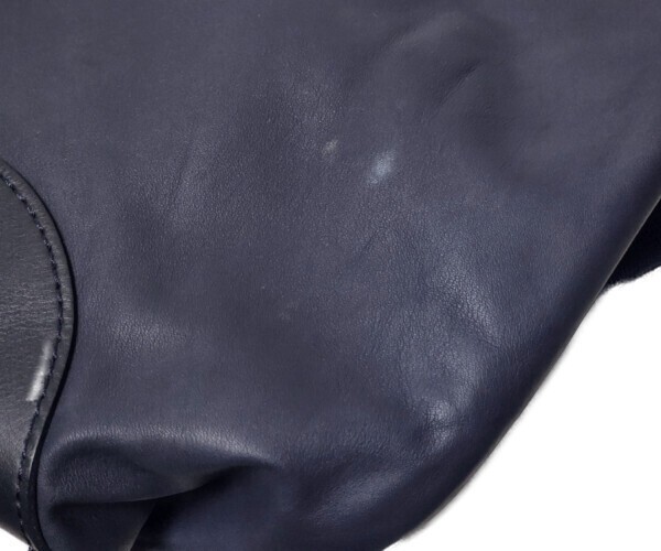 Louis Vuitton Pulse V Line M51106 530205