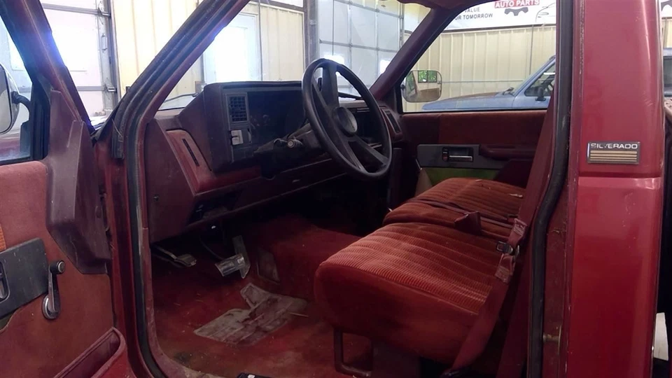 TCHEV1500 1991 Front Seat 1676620 Foto 2 de 4