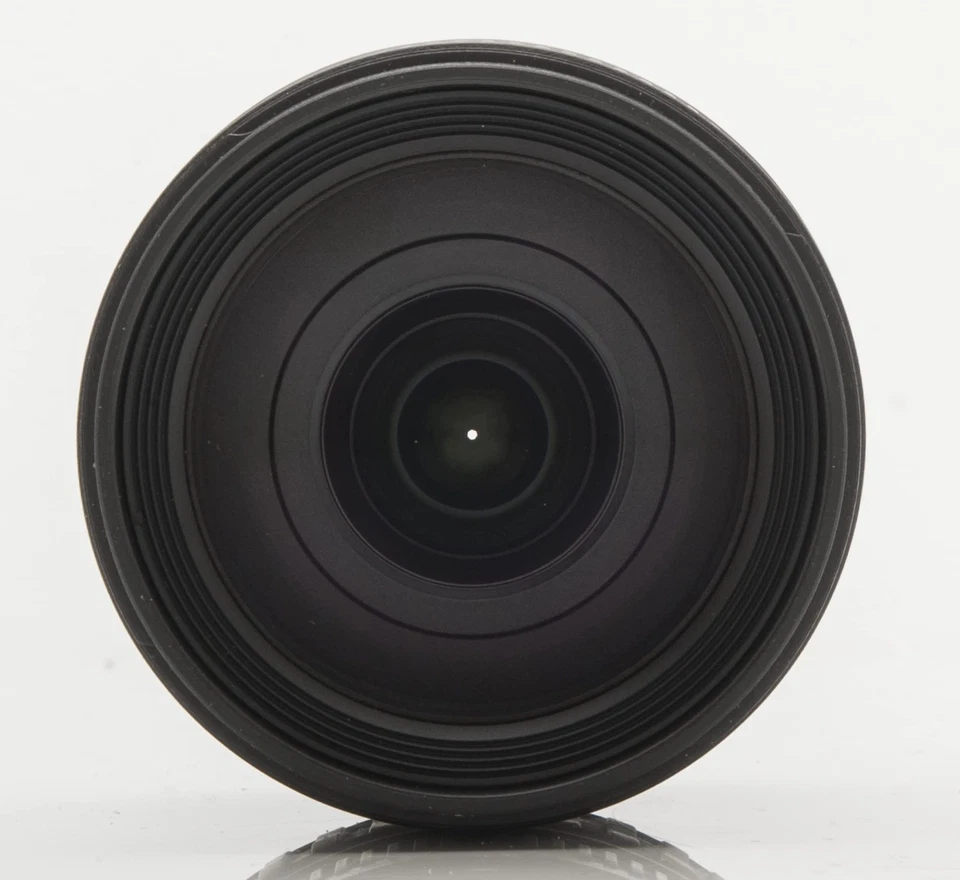 Tamron AF 18-200mm f/3.5-6.3 XR Di II LD Aspherical (IF) Macro Zoom Lens. - Image 3 of 4