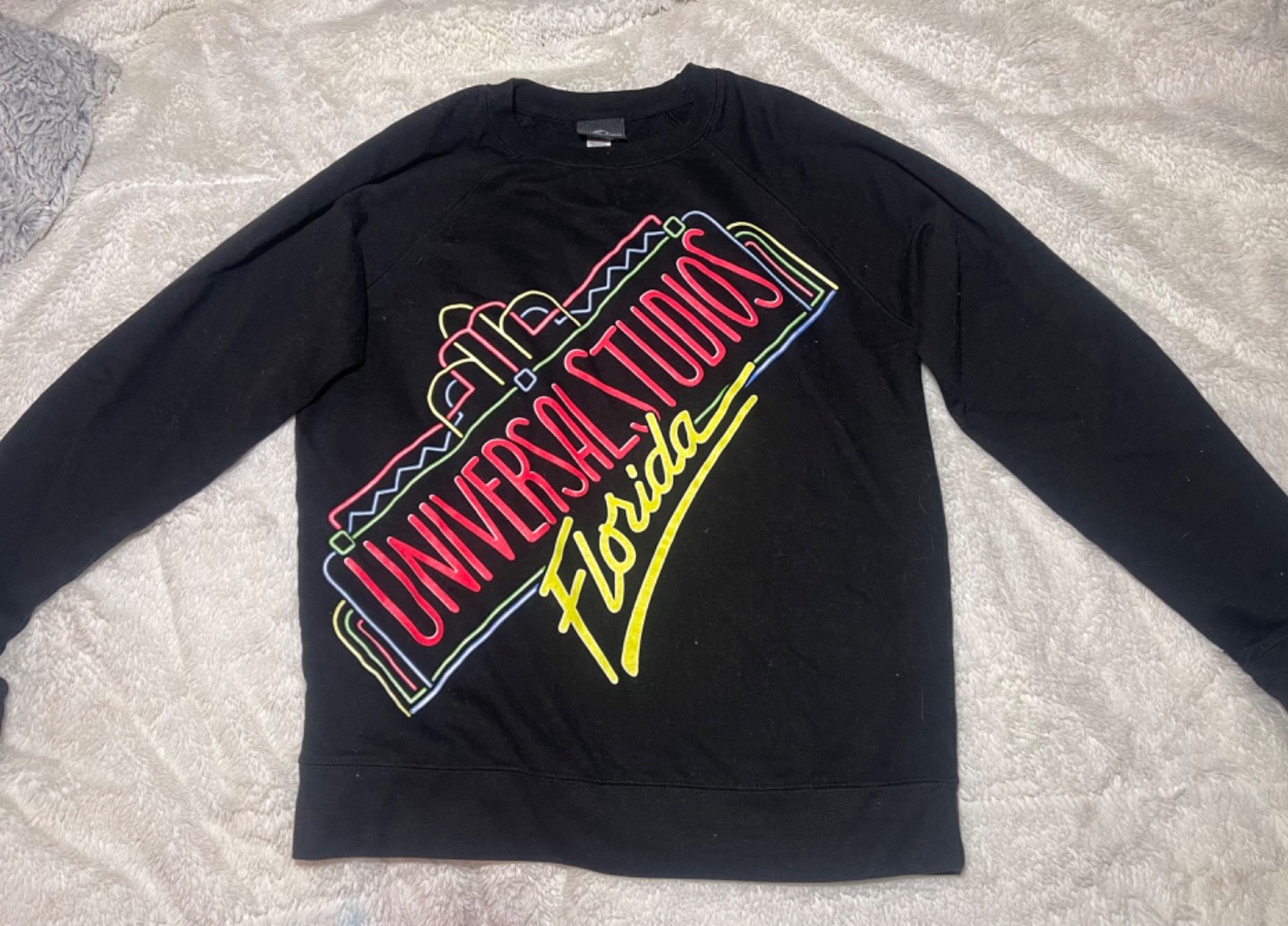 universal studios florida medium long sleeve shirt - image 1