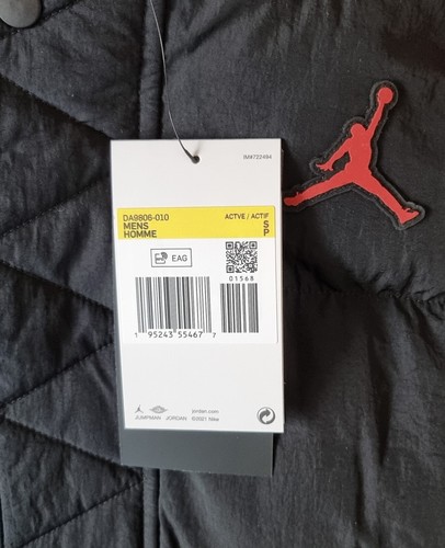 Nike Jordan Men's Essentials Puffer Jacket. Size UK Small. DA9806 010. | eBay