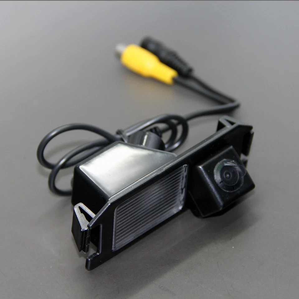 Auto Color NTSC Car Reverse Rear View Backup Camera For KIA RIO 2012 Hatchback - Image 2 of 4