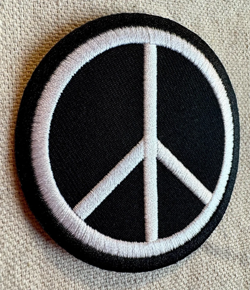 BLACK WHITE PEACE SIGN PATCH HIPPIE SUMMER OF LOVE embroidered iron-on APPLIQUE - Image 3 of 4