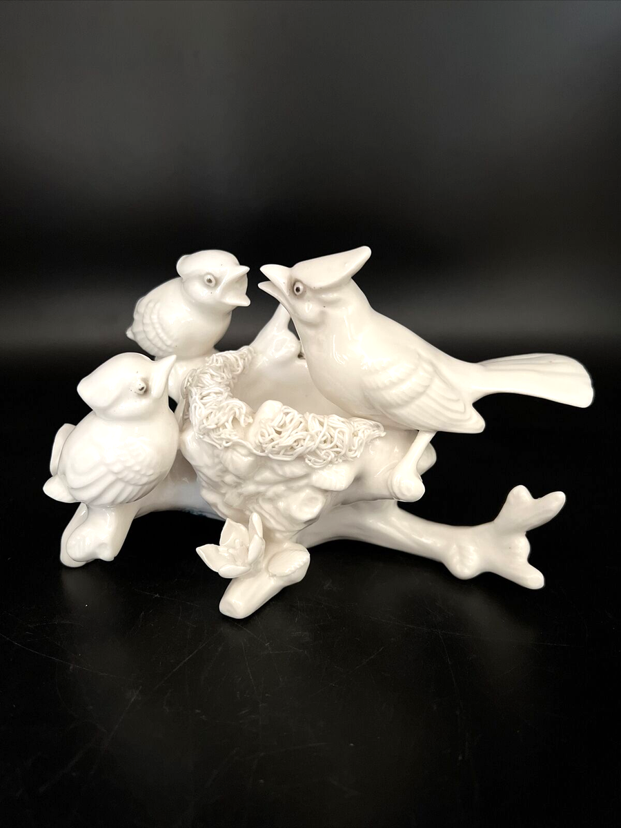 Blue Jay white ceramic birds nest w/ flowers figurine Lenwile