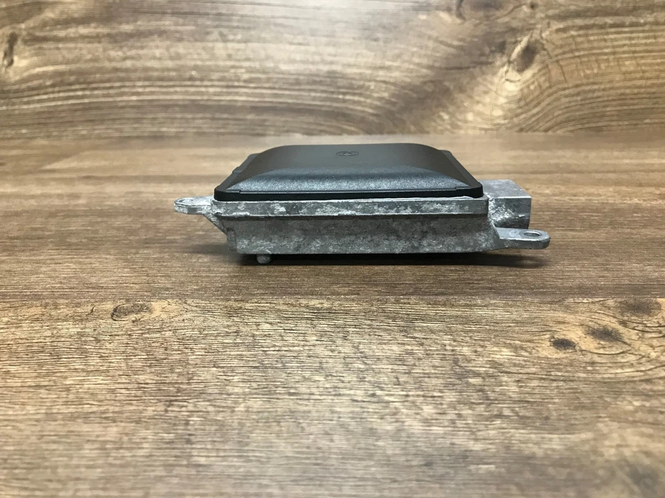 Датчик слепых зон предупреждение о смене задней полосы движения левая сторона 2010-2015 BMW 740i 750i F01 - Изображение 3 из 4