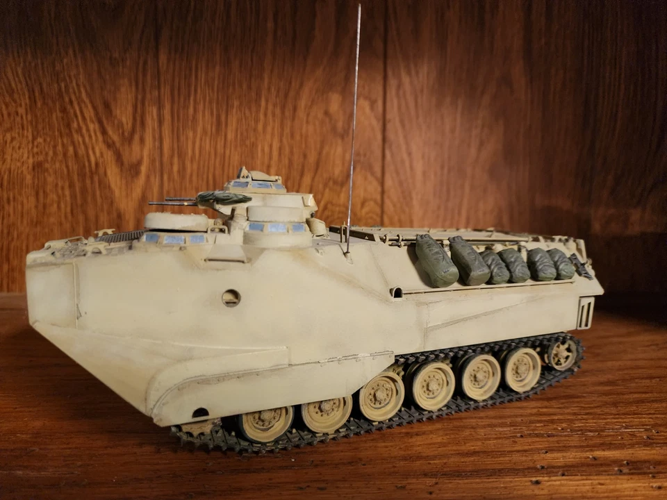 Professionally Assembled and painted Military Tank - Image 2 of 4