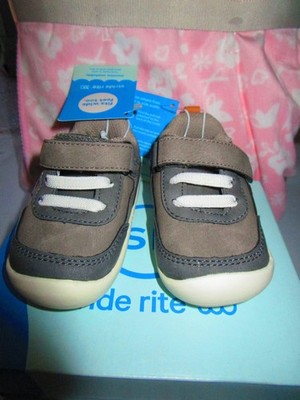 New Stride Rite 360 Baby Boy Nick Sneaker grey. 3 infant US.