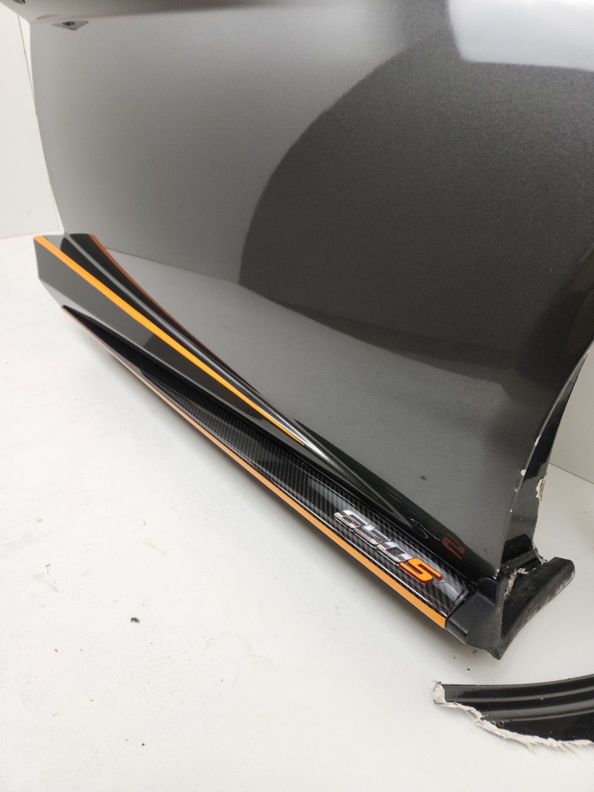 2015-2016 MCLAREN 650S SPIDER FRONT RIGHT PASSENGER SIDE DOOR SHELL GRAY OEM  