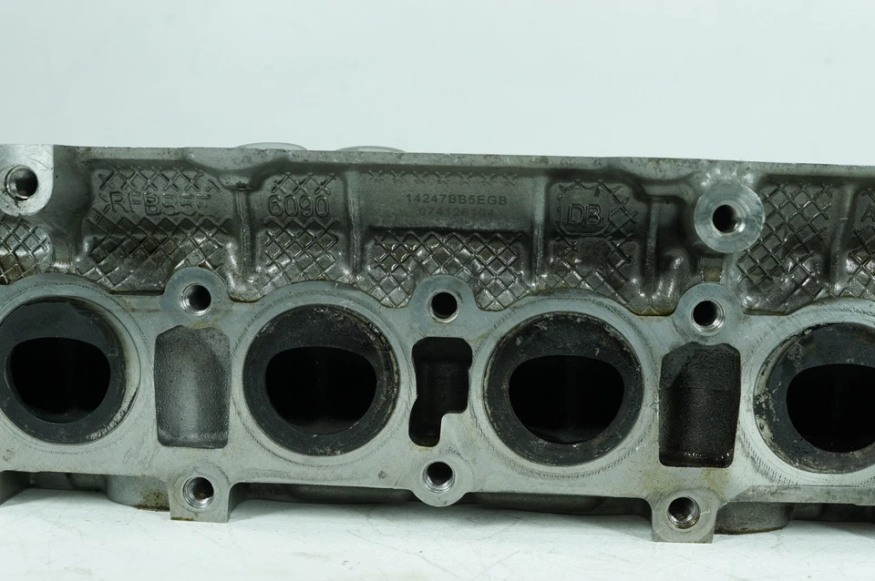 Bloque de culata de motor OEM 13-15 Jaguar XF 2,0 L AT RWD Foto 4 de 4