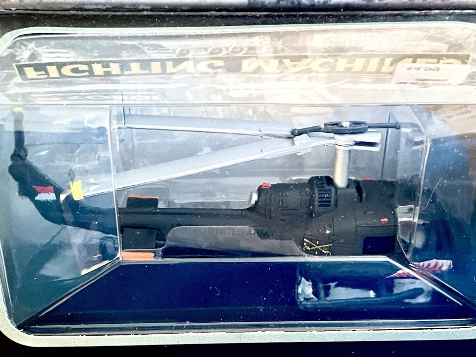 Corgi Showcase U.S. Army Bell UH-1C Shark-mouth Huey helicopter Vietnam 2002 New - Image 2 of 4