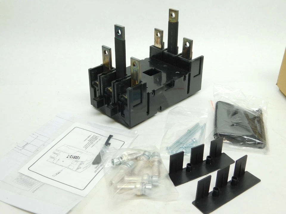 NUEVO EN CAJA - EATON PAD3J JG 3P PLUG-IN BLOCK UL/IEC ¡ENVÍO RÁPIDO GRATUITO! (VN) Foto 3 de 4