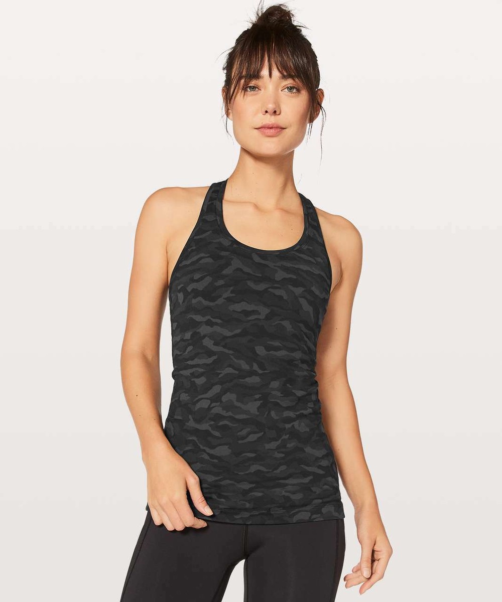lululemon 未使用☆タグ付き サイズ4 未使用⭐ 暗い青色ですルルレモン lululemon レギンス サイズ4