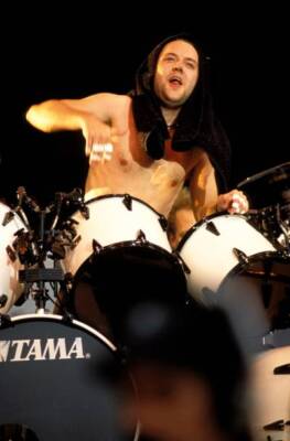 Lars Ulrich And Metallica, Lars Ulrich Performing Live Onstage Old Music Photo