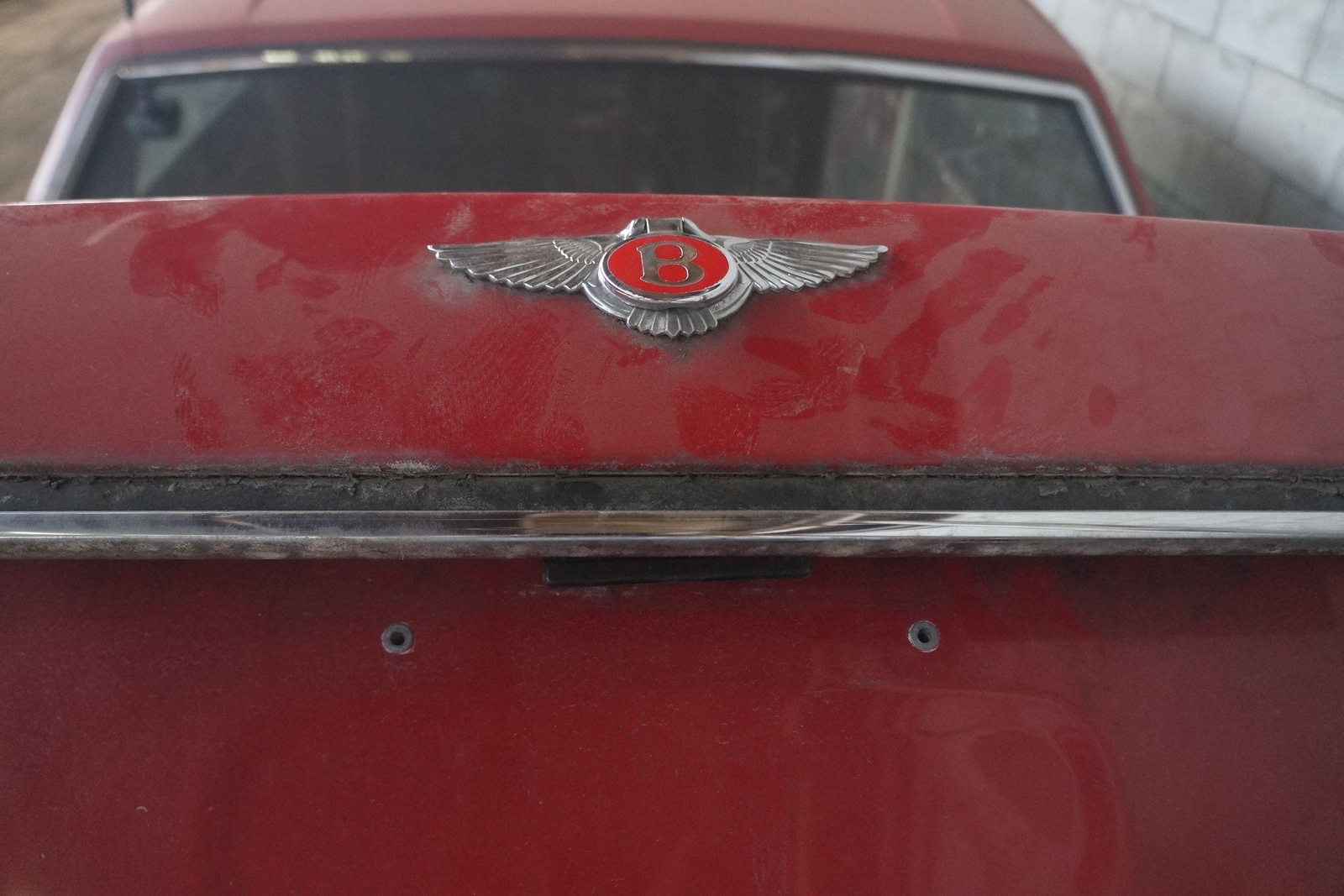 Rear Trunk Deck Lid Boot Cardinal Red OEM Bentley Turbo R 1991