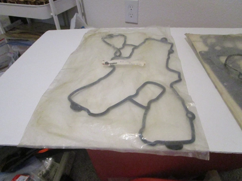 Nuevo Suzuki 1977-1978 GS550 CULATA CULATA VESRAH N.M.:11173-43402 Foto 2 de 4