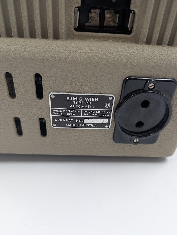 Eumig Wien Type P8 Projector - Tested Power On/Of