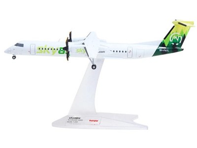 1/200 Bombardier Q400 Commercial Aircraft ''Sky Alps'' (9H-PAUL) White with Green