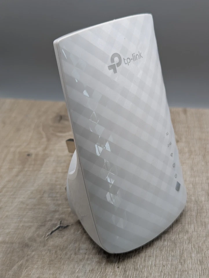 TP Link WiFi Extender Ac750 RE200 - Image 3 of 4