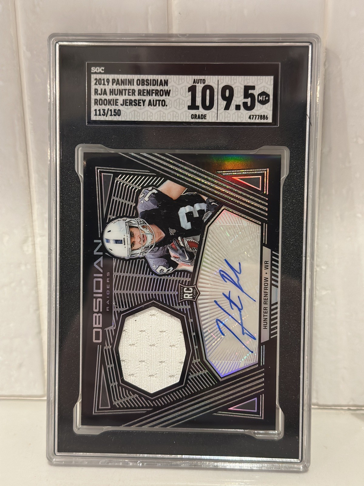 Hunter Renfrow Panini Donruss Optic Rookie Patch Autographs #HRE Base