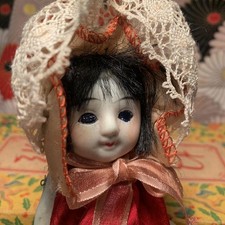 Poupée Sakura Bisque #3 - Figurine de collection en céramique, peinte à la ma...